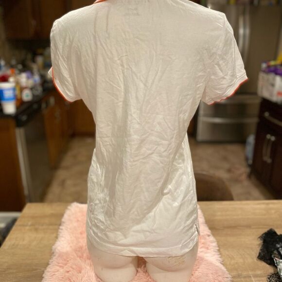 White polo  - Picture 4 of 4